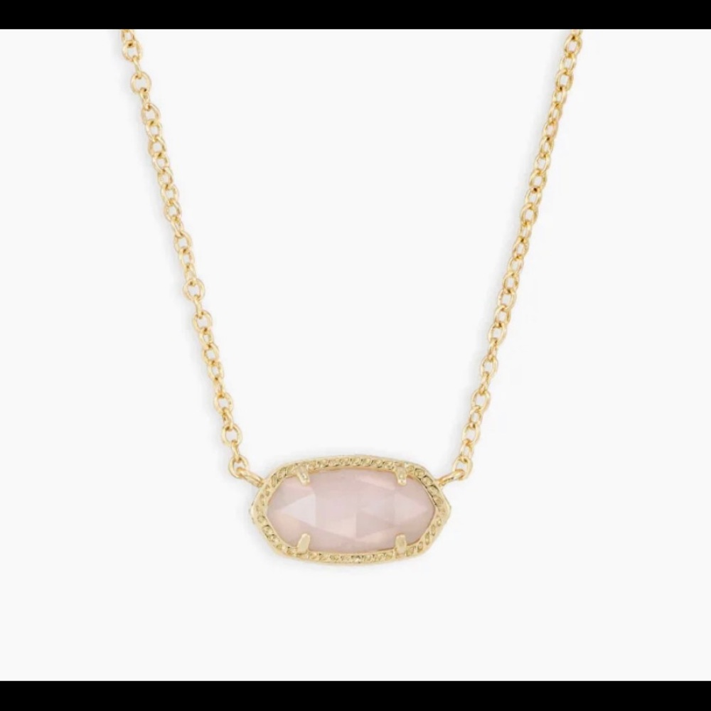 Elisa pendant necklace in light pink